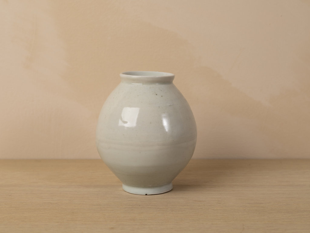 Antique Yi-Dynasty Mini Moon Jar