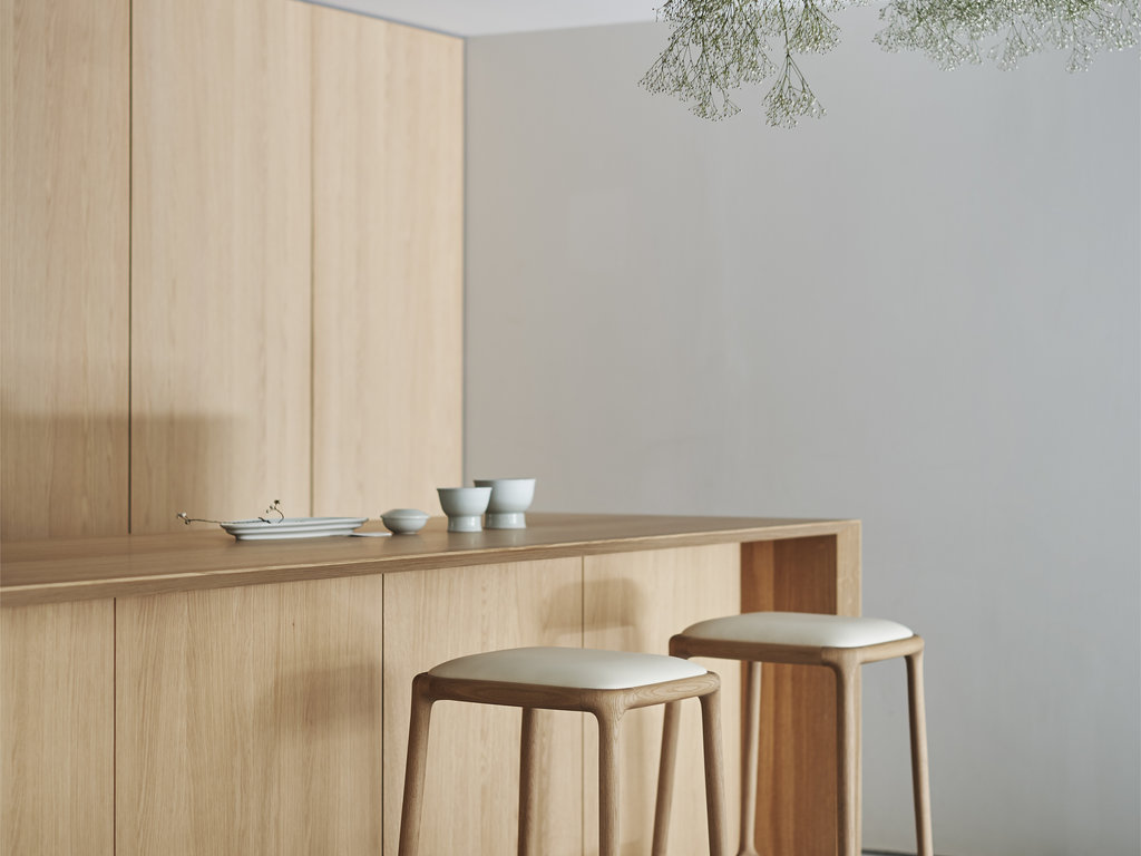 Norman Foster for Karimoku Case NF-BS01 Barstool