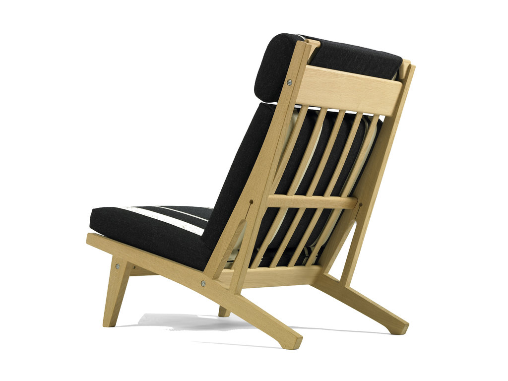 Hans Wegner for Getama GE375 Hoej-Laenestol Easy Chair