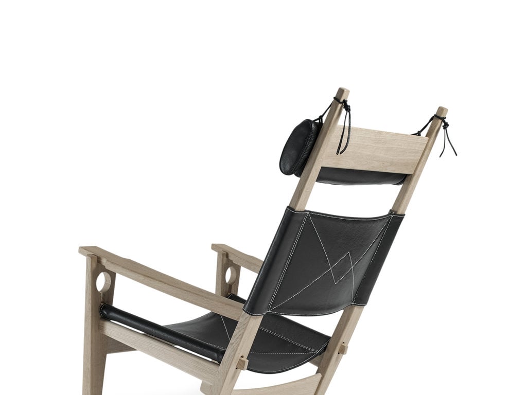 Hans Wegner for Getama GE673 Rocking Chair "Keyhole"