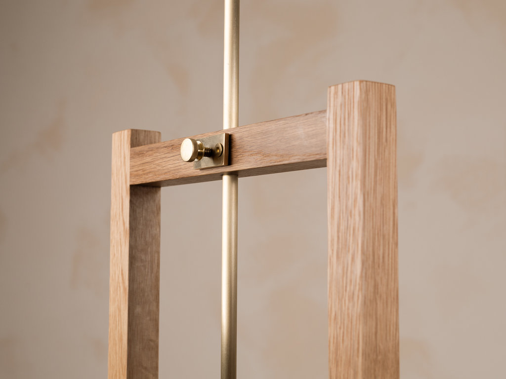Mjölk Mjölk Guitar Stand (Oak)