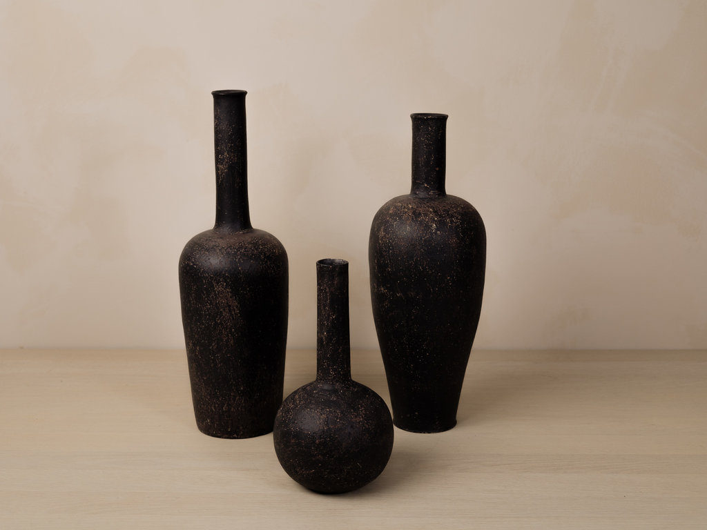 Tetsuya Ozawa Long Neck Bottle Vase Black