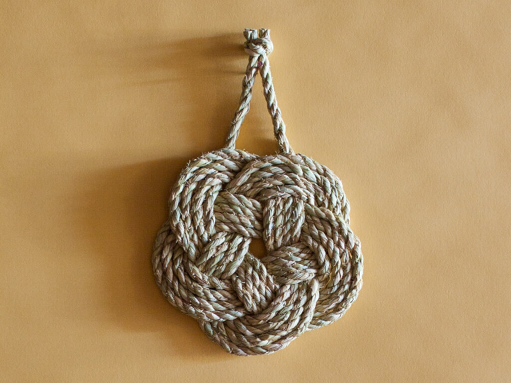 Takubo Plum Trivet