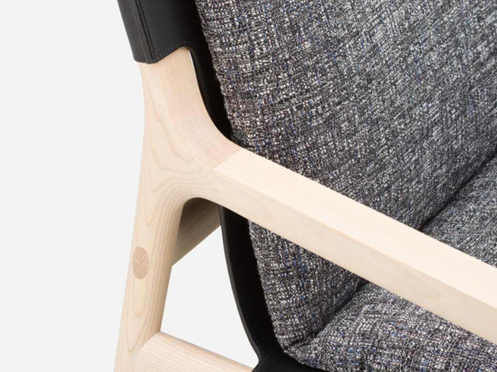 Luca Nichetto for De La Espada Sela Lounge Chair (Narrow Arms)