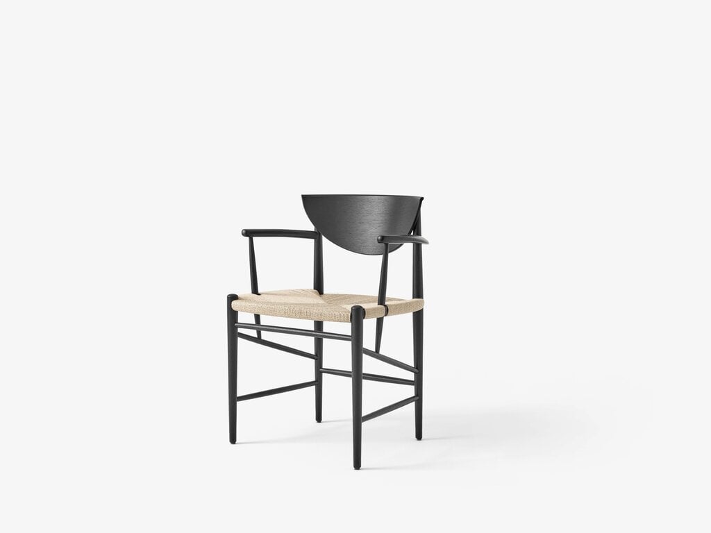 Hvidt & Mølgaard for &Tradition Drawn HM4 Armchair