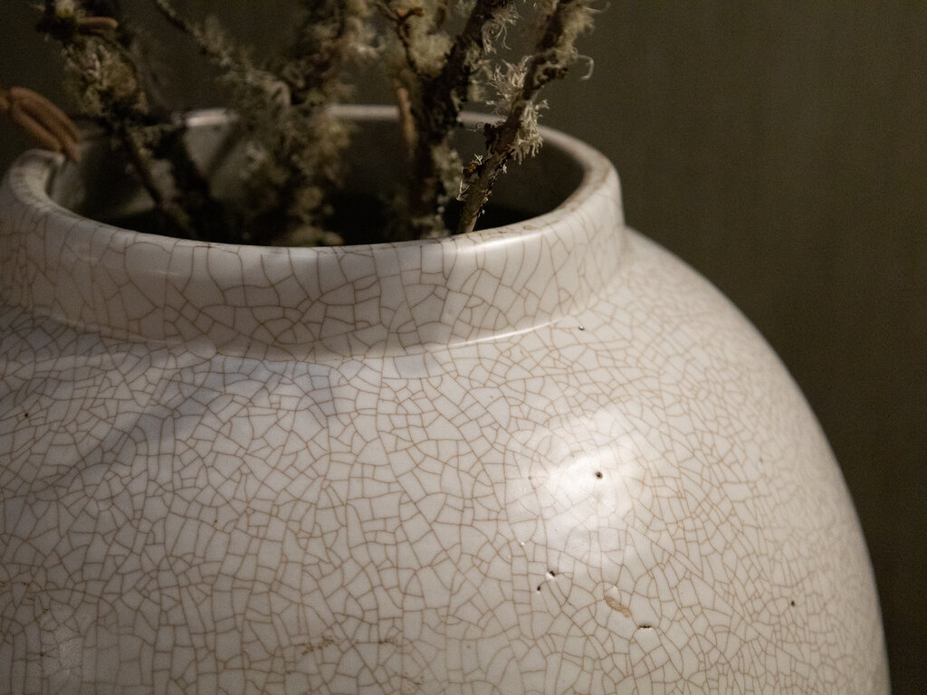 Antique Yi-Dynasty Moon Jar