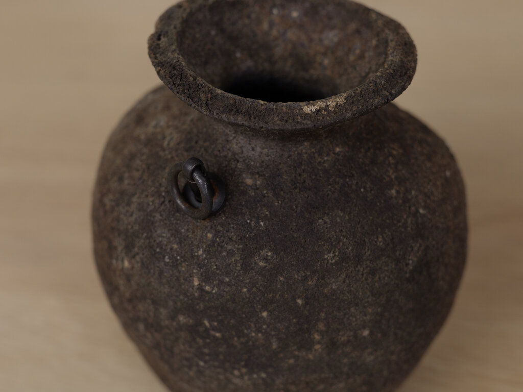 Antique Bizen Wall Vase