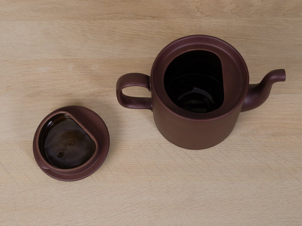 Jonas Lindholm Cylinder Teapot (Red Clay)