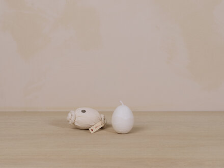 Jurgen Lehl Egg Shaped Candle (Small) Jurgen Lehl Egg Shaped Candle (Small)