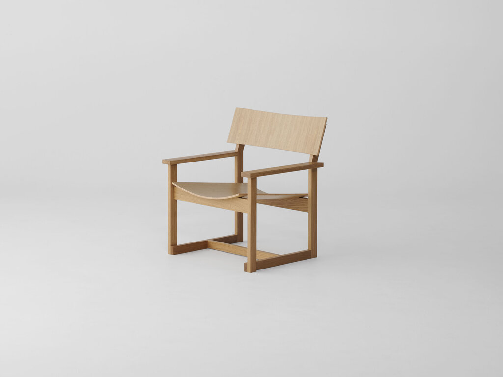 Koyori Makuri Lounge Chair (Wooden Seat)