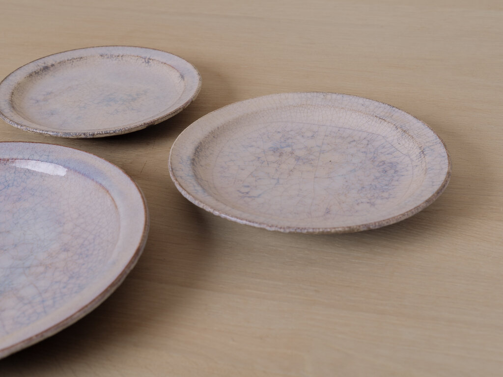 Yoji Yamada Medium Rim Plate 27