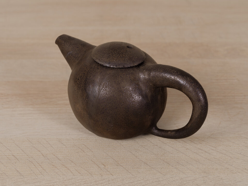 Keisuke Iwata Sabi Teapot (Large)