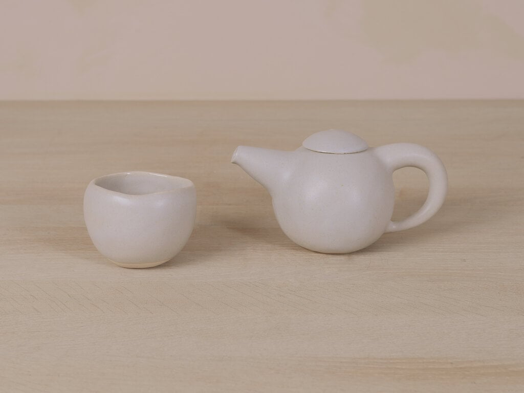 Keisuke Iwata Soft Grey Teacup