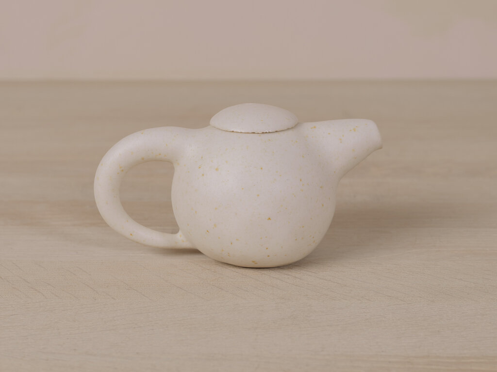 Keisuke Iwata Speckle Teapot (Medium)