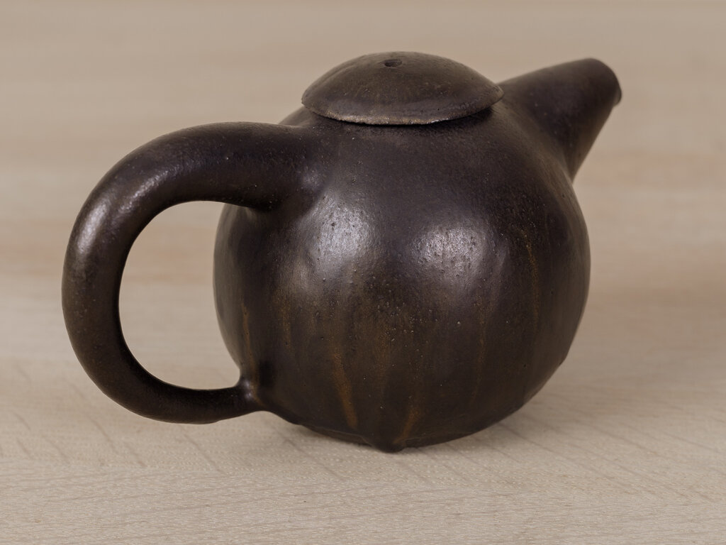 Keisuke Iwata Sabi Teapot (Medium)
