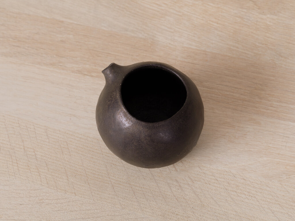 Keisuke Iwata Katakuchi 28 (Black)