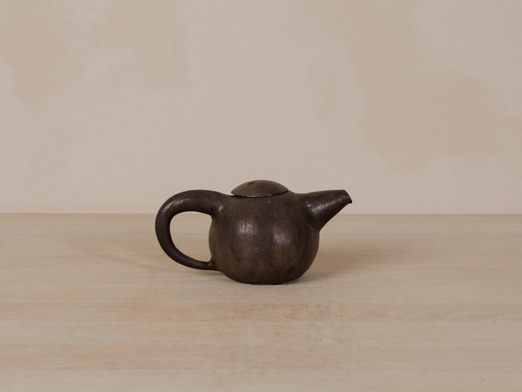Keisuke Iwata Sabi Teapot (Large)