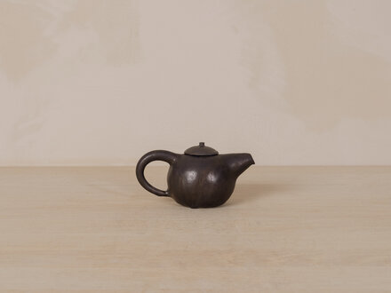Keisuke Iwata Sabi Teapot w/ Nob (Small)