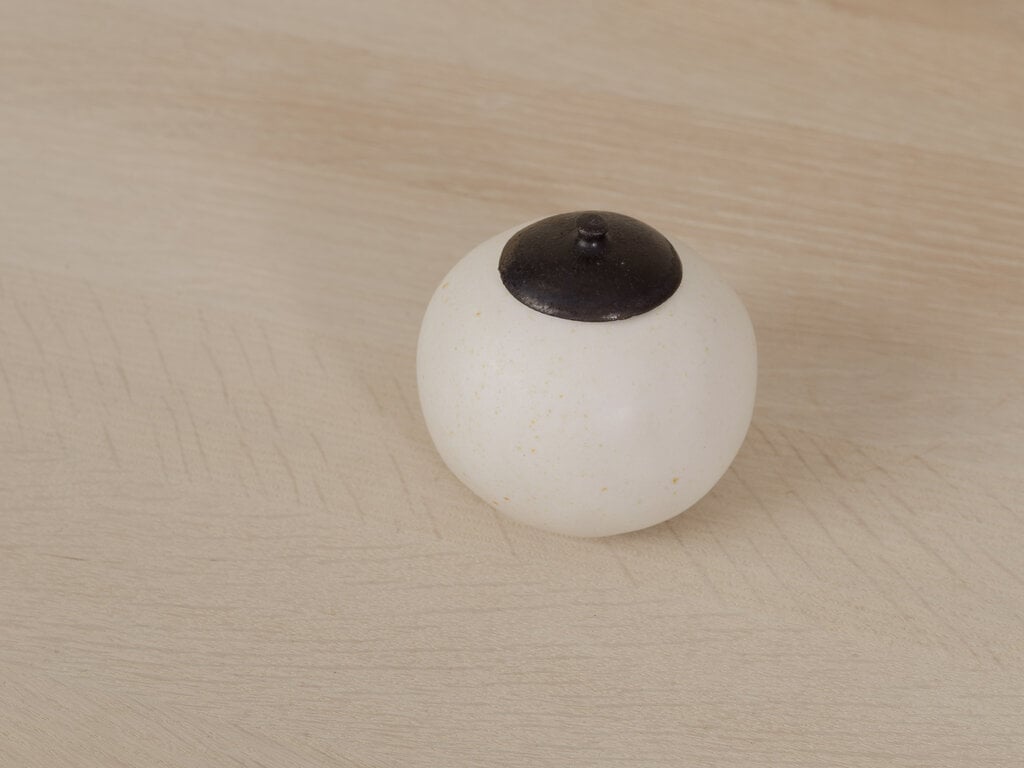 Keisuke Iwata Black/White Jar (Medium)