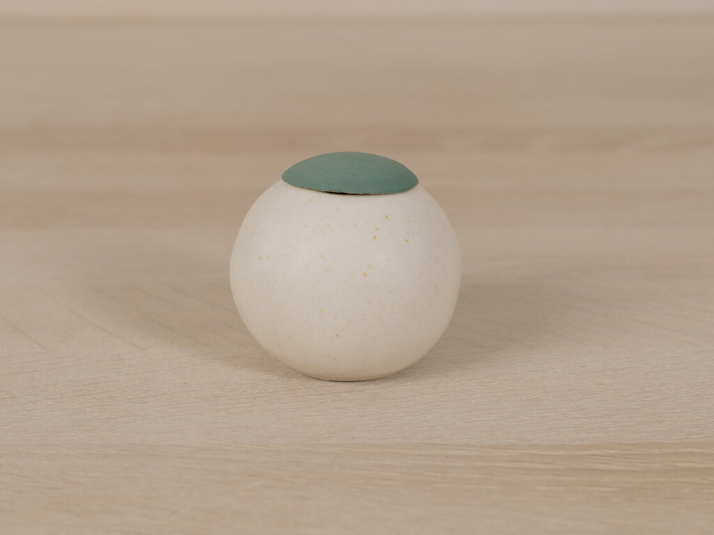 Keisuke Iwata Katakuchi with Green Top