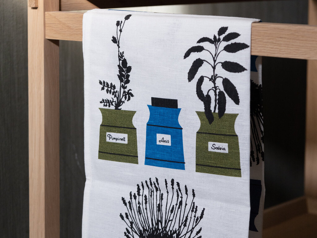 Almedahls Persons Kryddskåp Tea Towel
