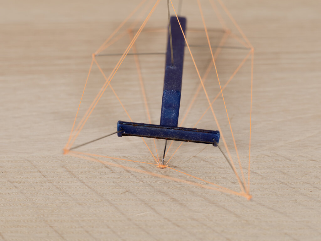 Studio Note "Razor"
