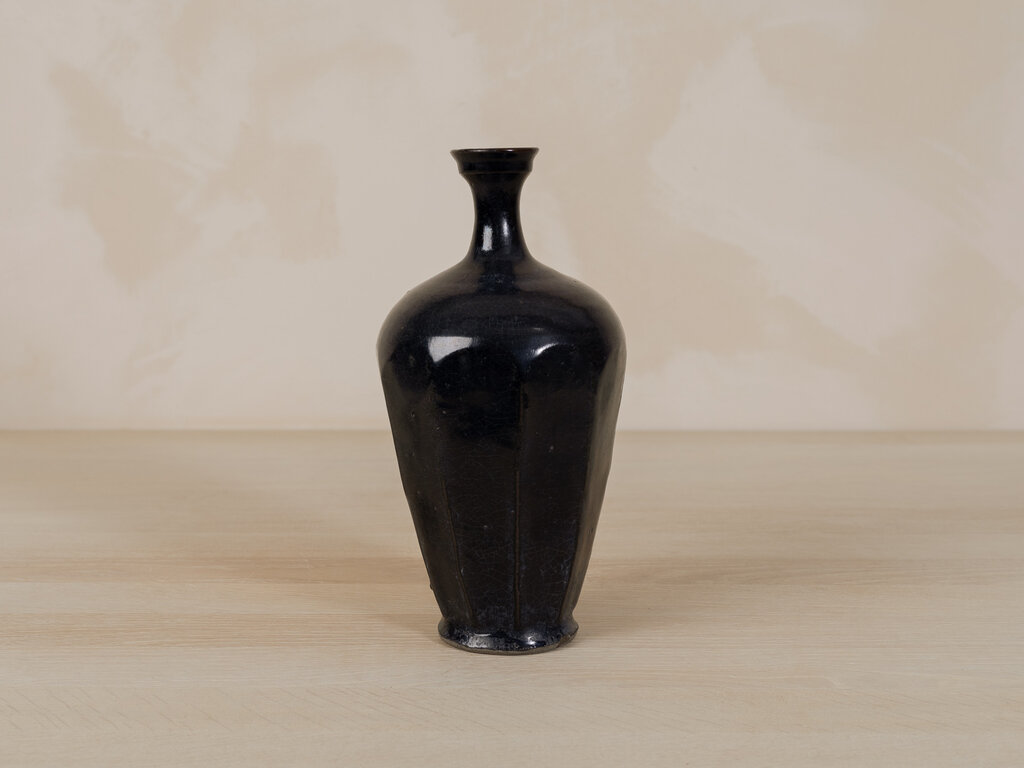 Antique Goryeo Era Bottle Vase