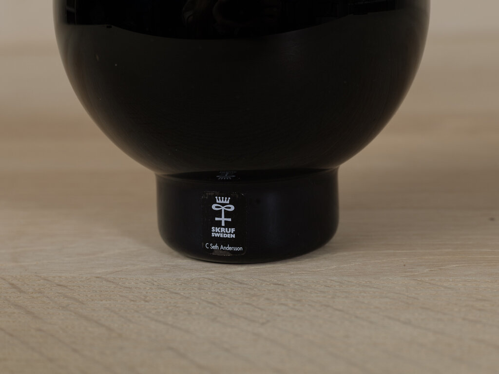 Skruf Tokyo Vase
