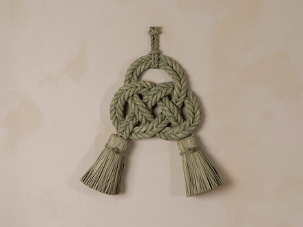 Takubo Iwai Knot Braid (Medium)