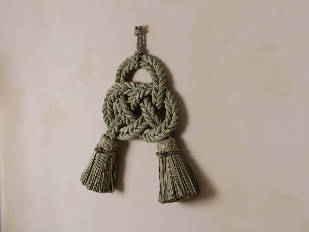 Takubo Iwai Knot Braid (Medium)