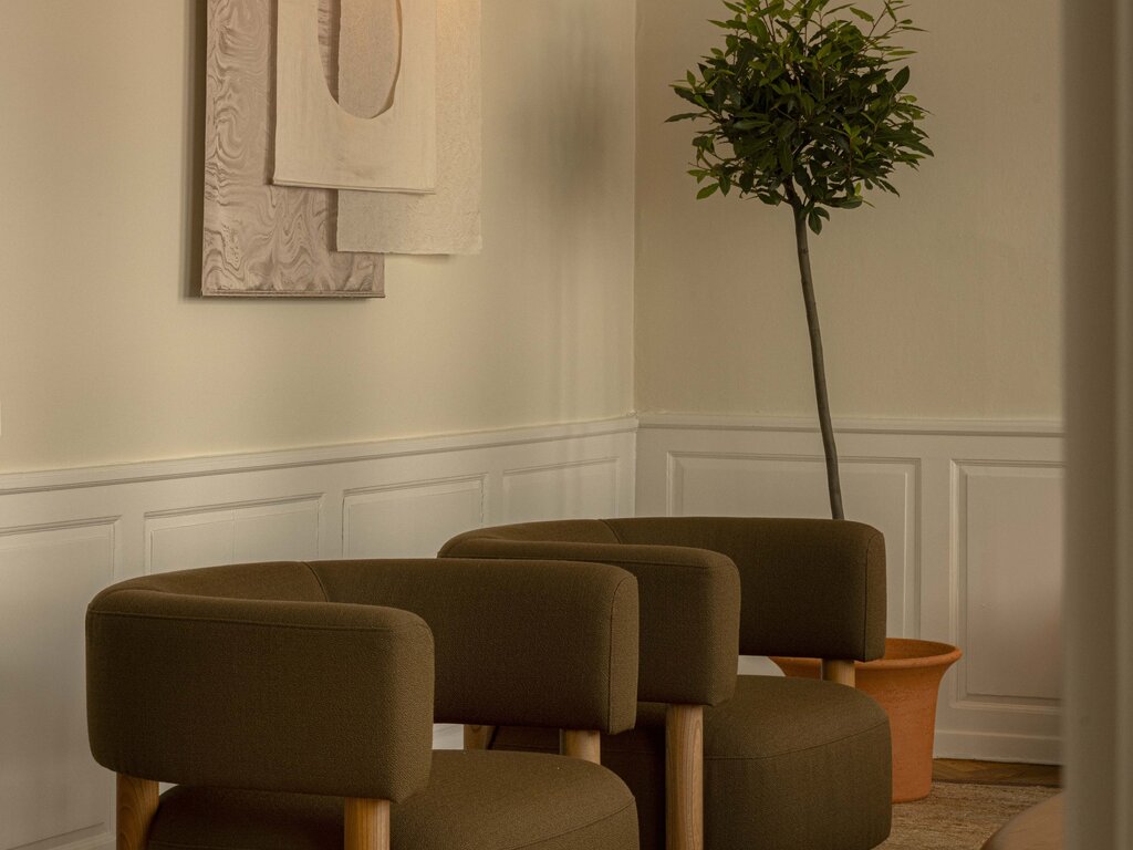 Karimoku Case N-S03 Lounge Chair