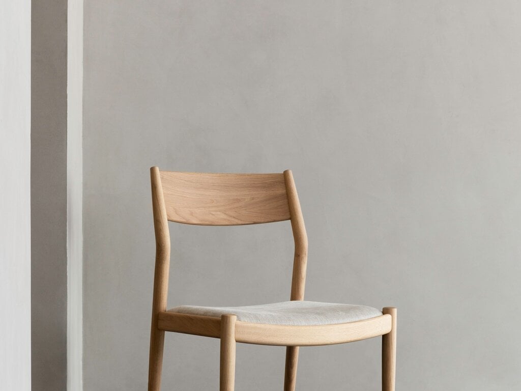 Karimoku Case N-DC02 Kinuta Dining Chair (Upholstered)