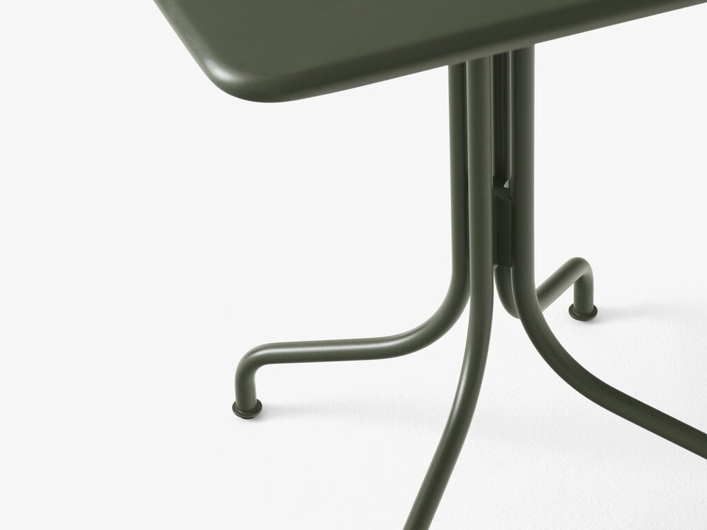 Space Copenhagen for &Tradition Thorvald SC97 Café Table Square