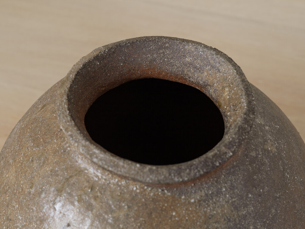 Rimpei Watanabe Shigaraki Jar No. 2