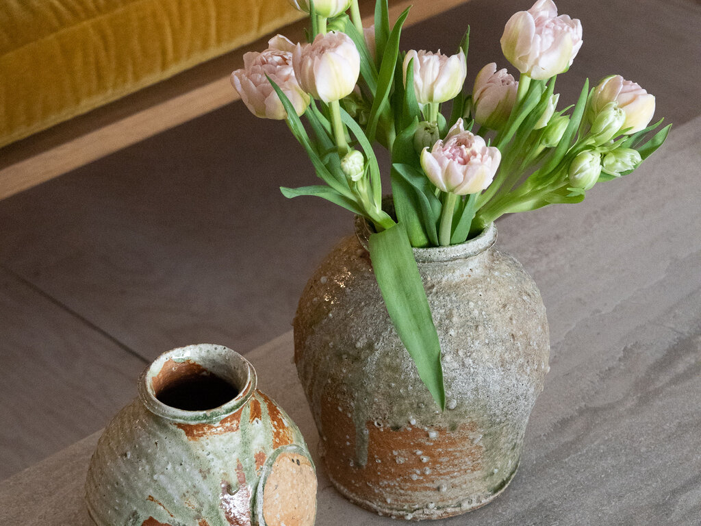 Tsujimura Kai Shuko Vase (Medium)