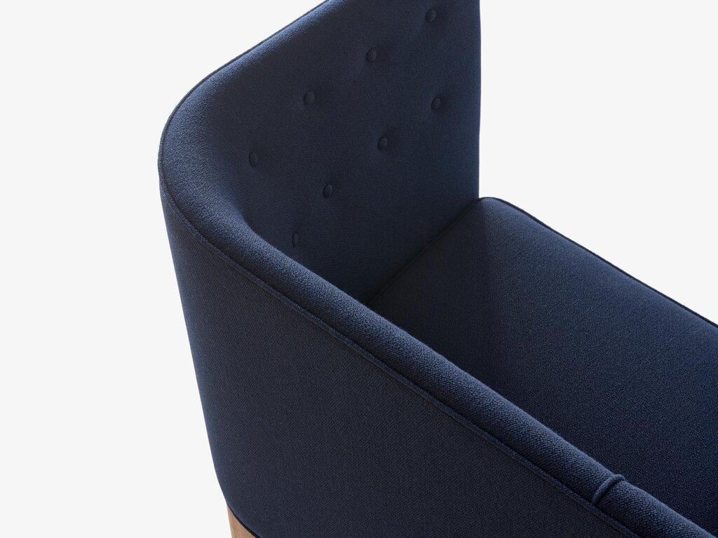 Arne Jacobsen for &Tradition Mayor Sofa AJ5