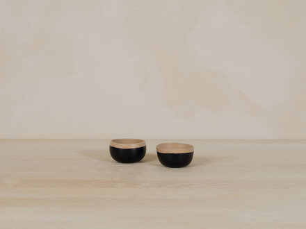 Takashi Tomii Magnolia Sake Cup Set Takashi Tomii Magnolia Sake Cup Set