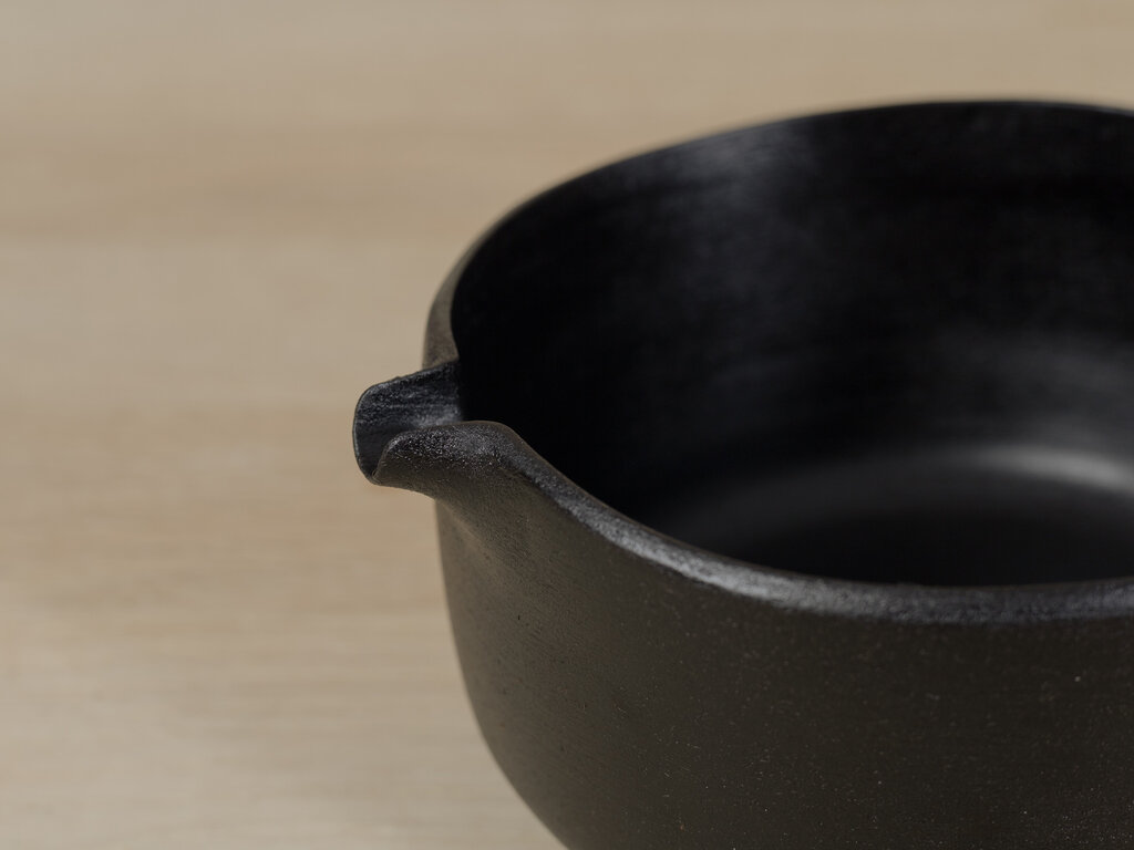 Takashi Tomii Sake Pourer