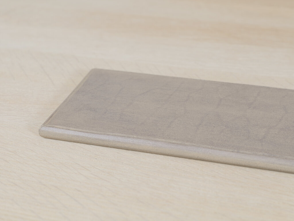 Takashi Tomii, White flat plate 10-105-240