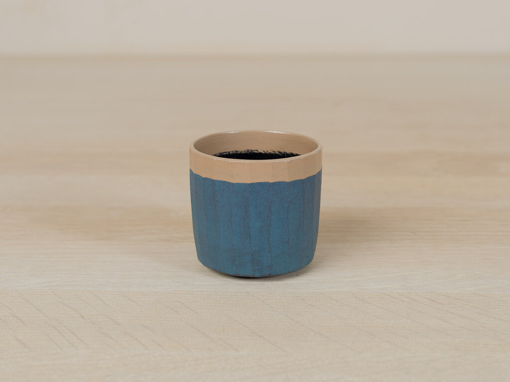 Takashi Tomii, blue sake cup