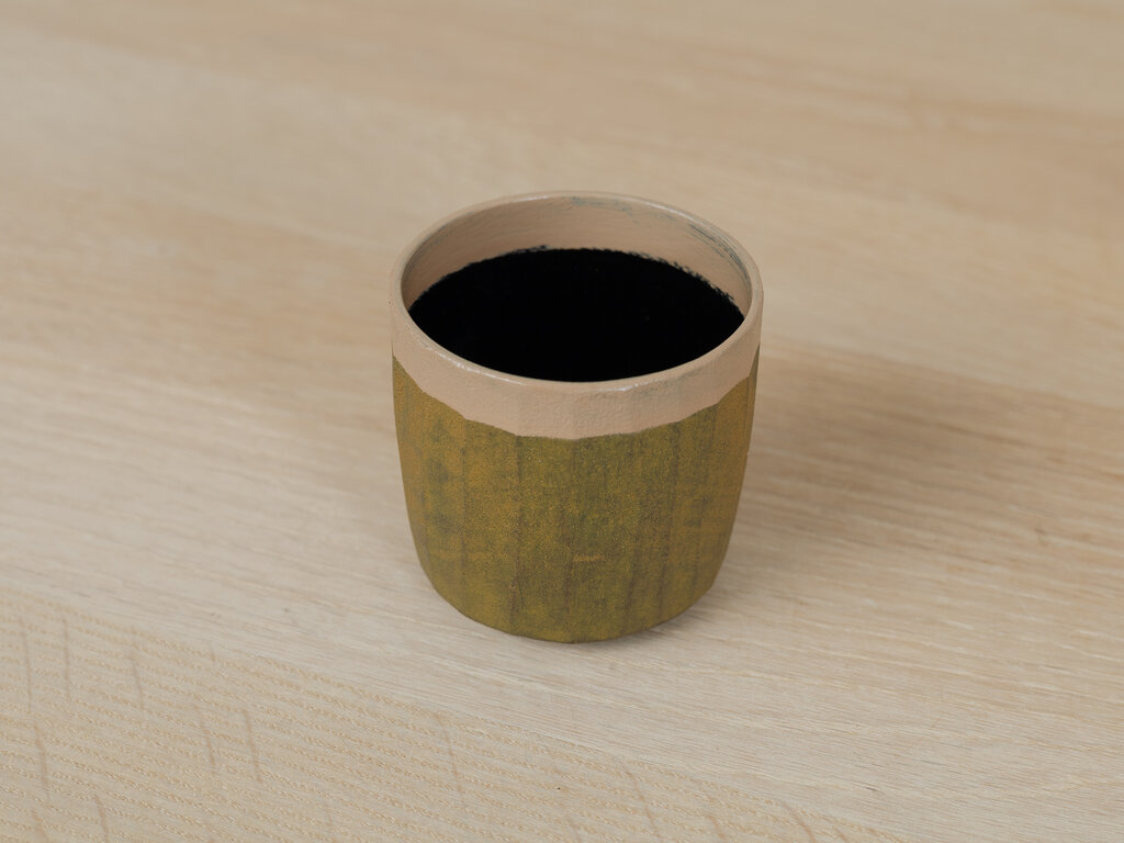 Takashi Tomii, yellow sake cup