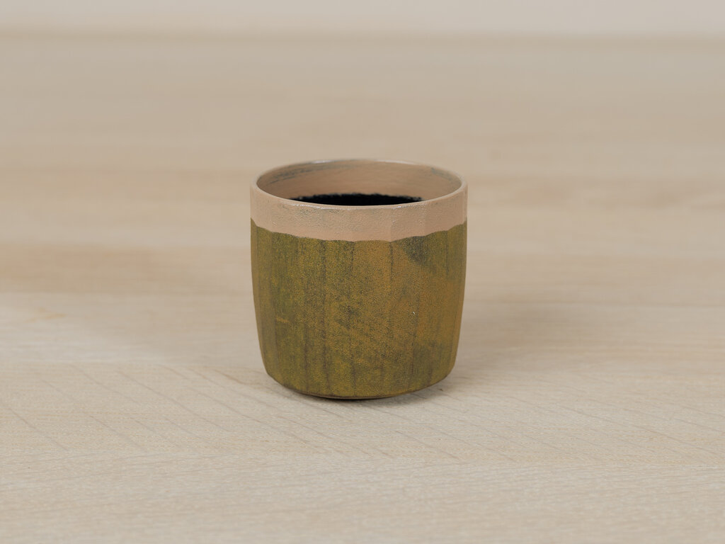 Takashi Tomii, yellow sake cup