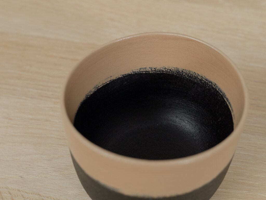 Takashi Tomii, Somei Yoshino cherry black and white cup