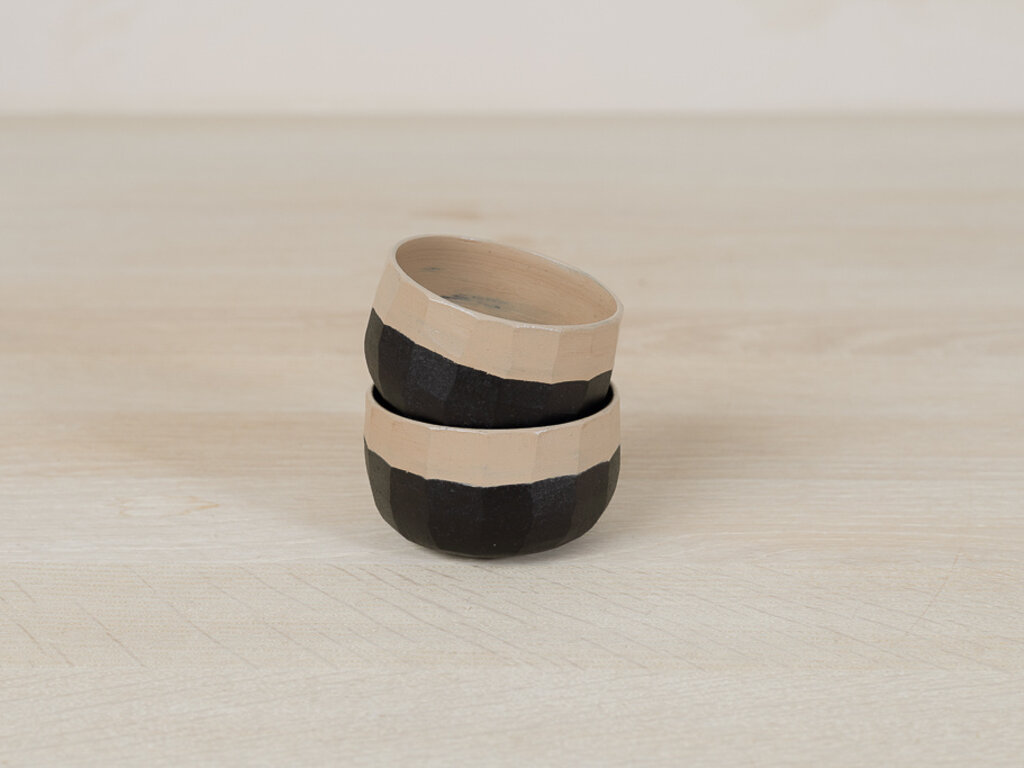Takashi Tomii, Somei Yoshino cherry black and white sake cup set of 2x 43-φ73