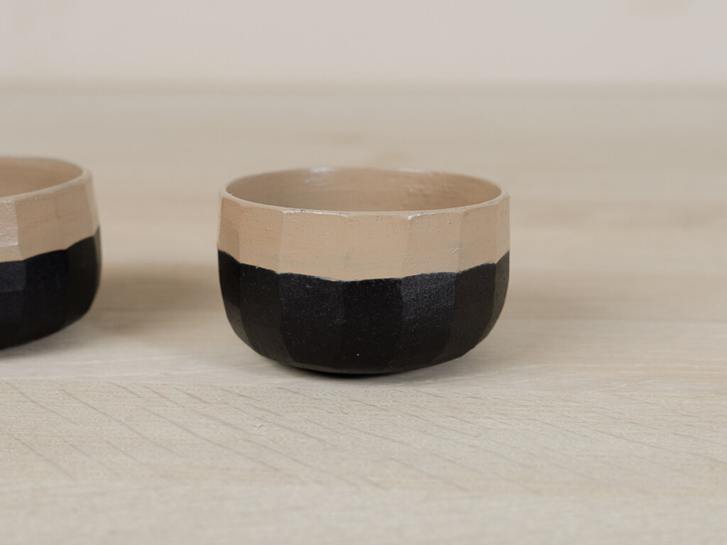 Takashi Tomii, Somei Yoshino cherry black and white sake cup set of 2x 43-φ73