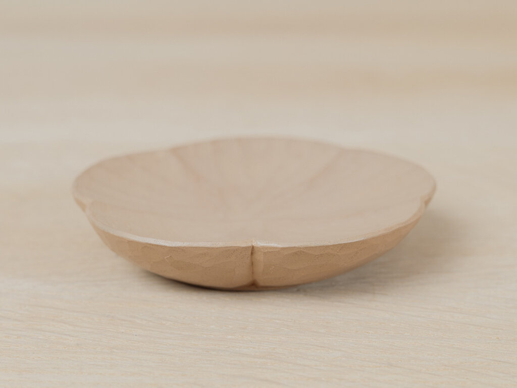 Takashi Tomii, white plum dish