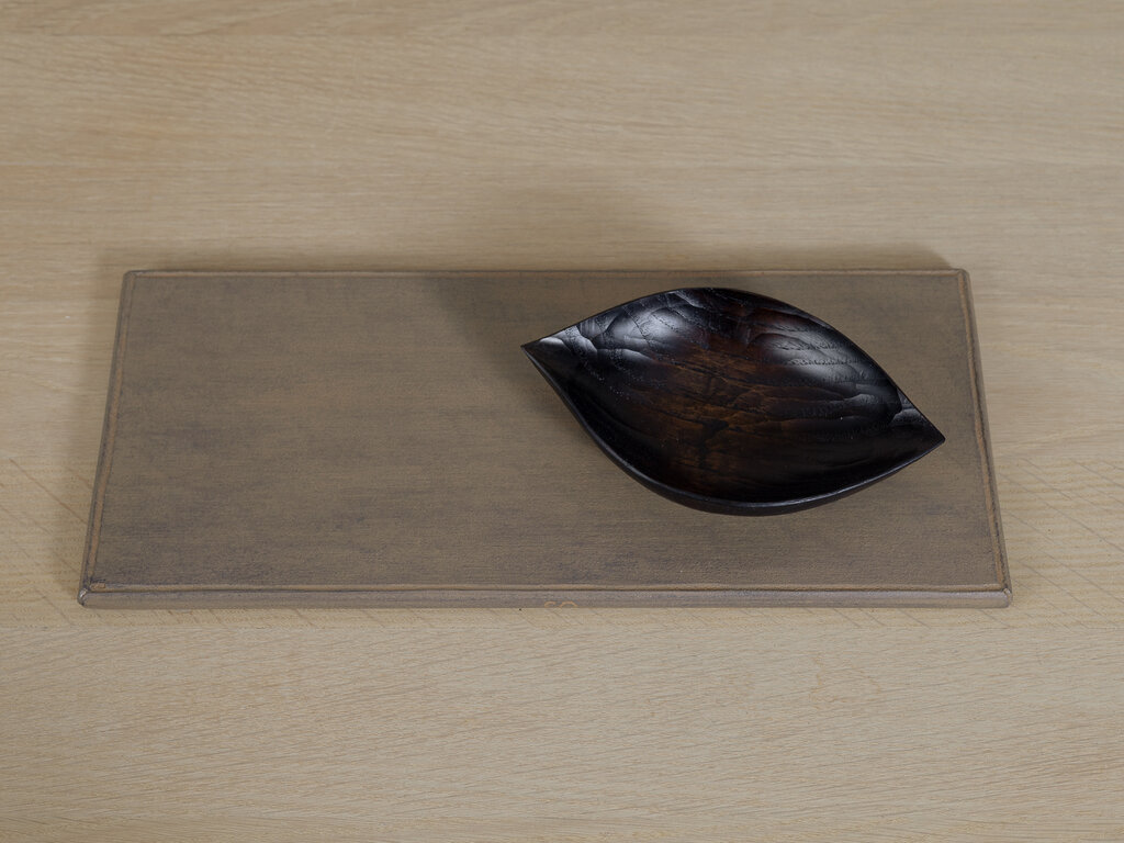 Takashi Tomii White Magnolia Flat Plate (30cm x 13cm x 1cm)