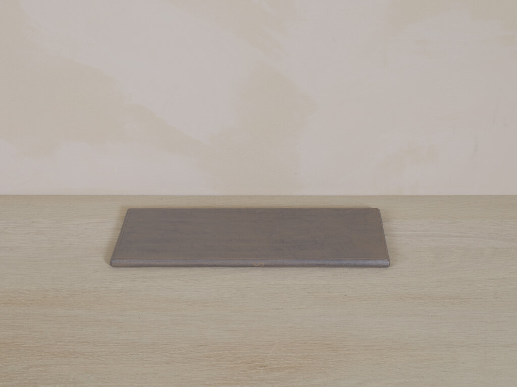 Takashi Tomii, White flat plate, magnolia 10-120-300