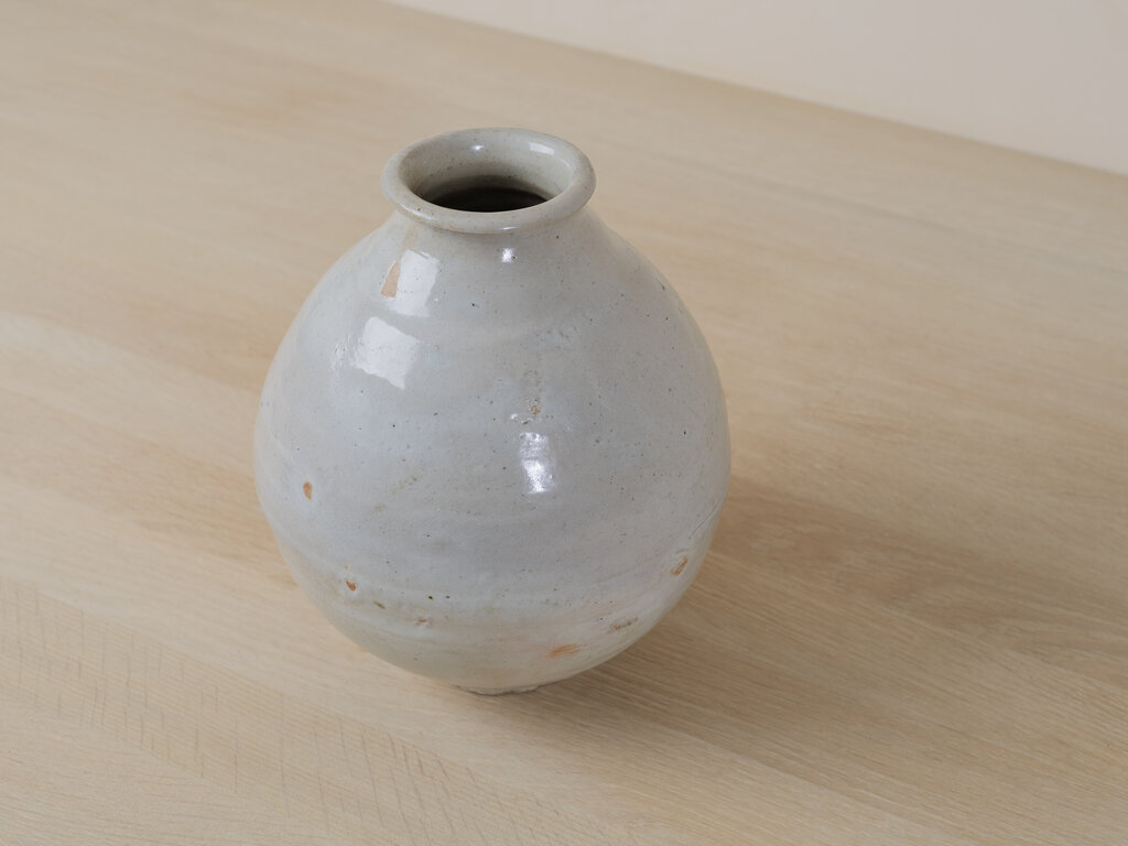 Antique Yi-Dynasty Moon Jar