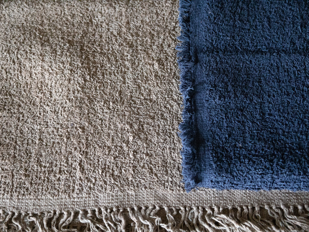 Jurgen Lehl Handwoven Pile Face Towel (Brown)